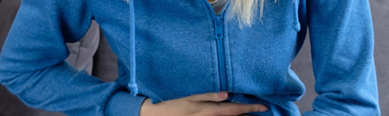 Mulher em conversa com o médico