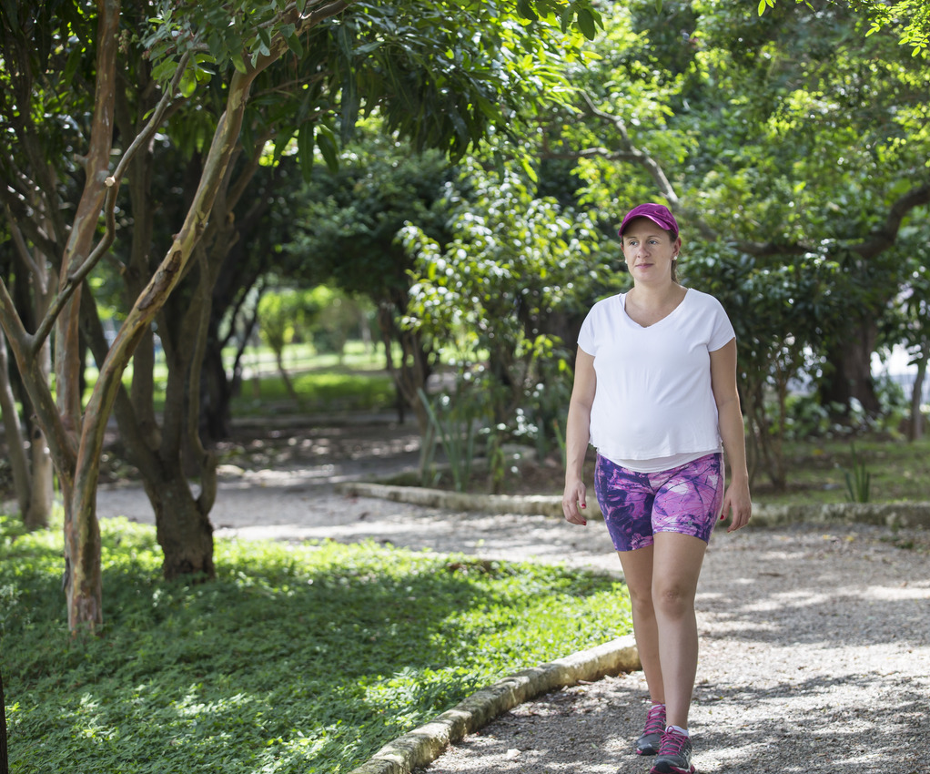 Mulher caminhando